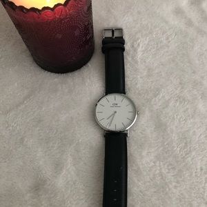 Daniel Wellington male watch.